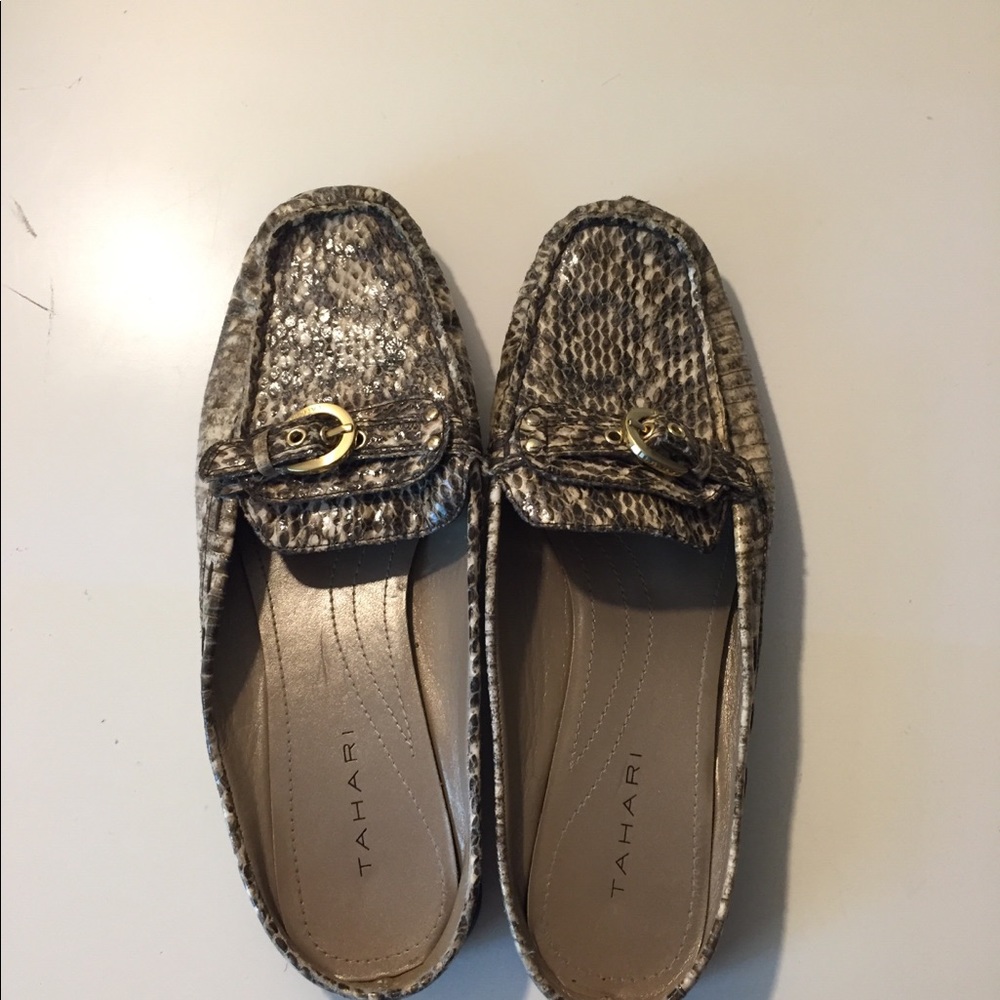 Tahari Grace Slip on loafer - Picture 3 of 3
